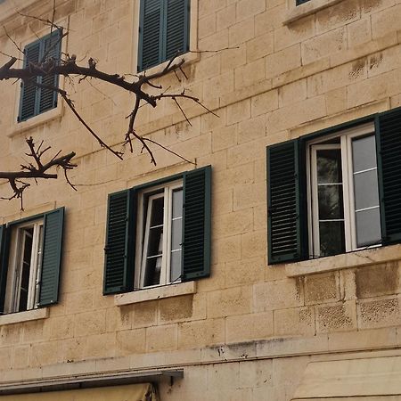 Old Town Apartment Omis Exterior photo
