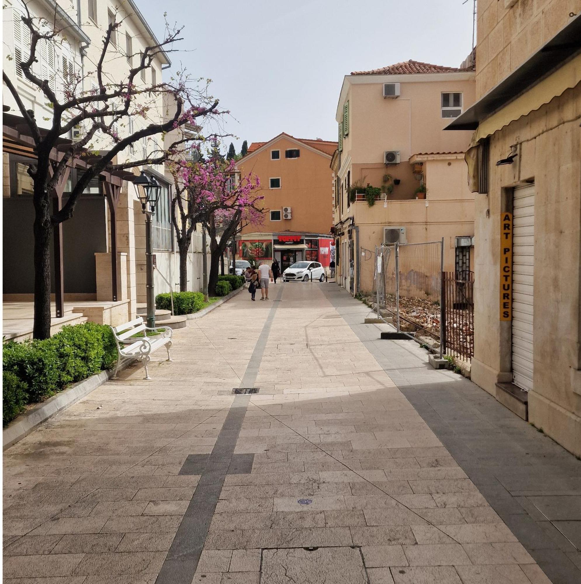 Old Town Apartment Omis Exterior photo